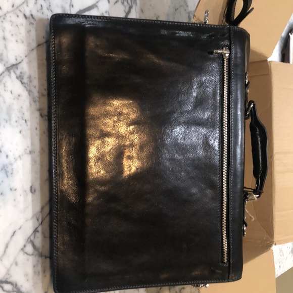 NWT BRIEFCASE TIME RESISTANCE “MAGUS” BLACK LEATHER - Still on brand website! - Picture 8 of 10